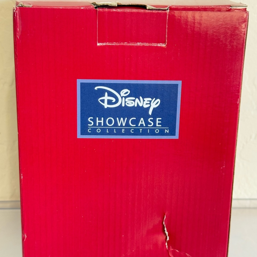 Jim Shore Disney Traditions Sassy Sailor Minnie Mouse 6008080 (SB1402) - Picture 13 of 16